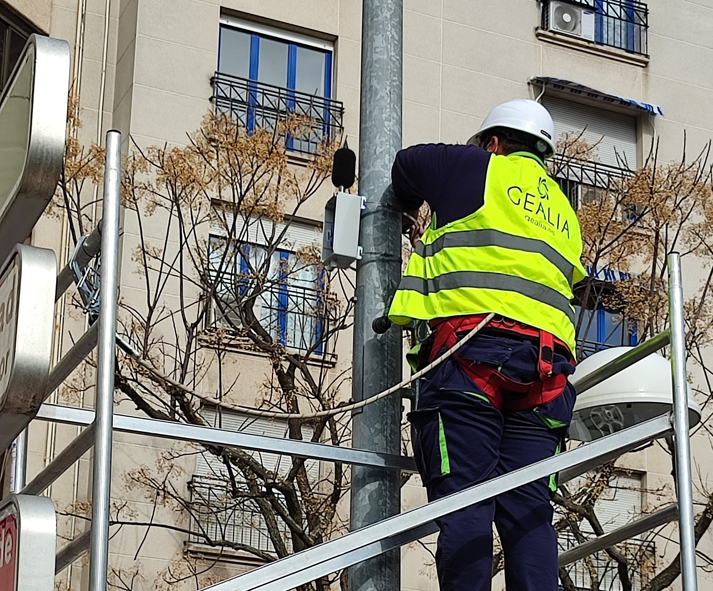 Ciudad Real comienza la instalación de 12 sensores de medición de ruido en el barrio El Torreón Ciudad Real comienza la instalación de 12 sensores de medición de ruido en el barrio El Torreón