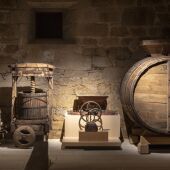 Jácome valora poñer en marcha un Museo do Viño no edificio do Museo Municipal