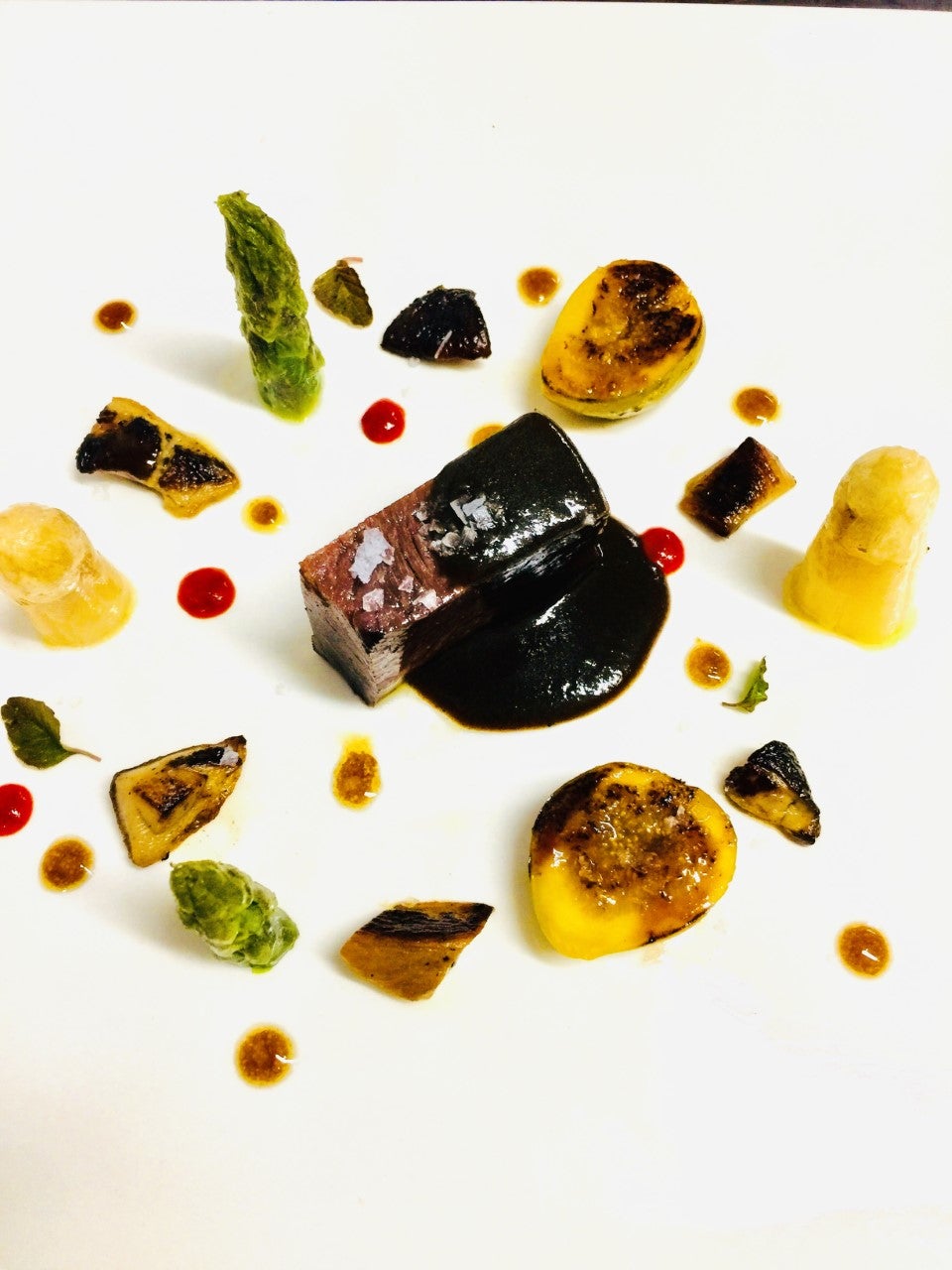 Carrillera de ternera con gurumelos Carrillera de ternera con gurumelos