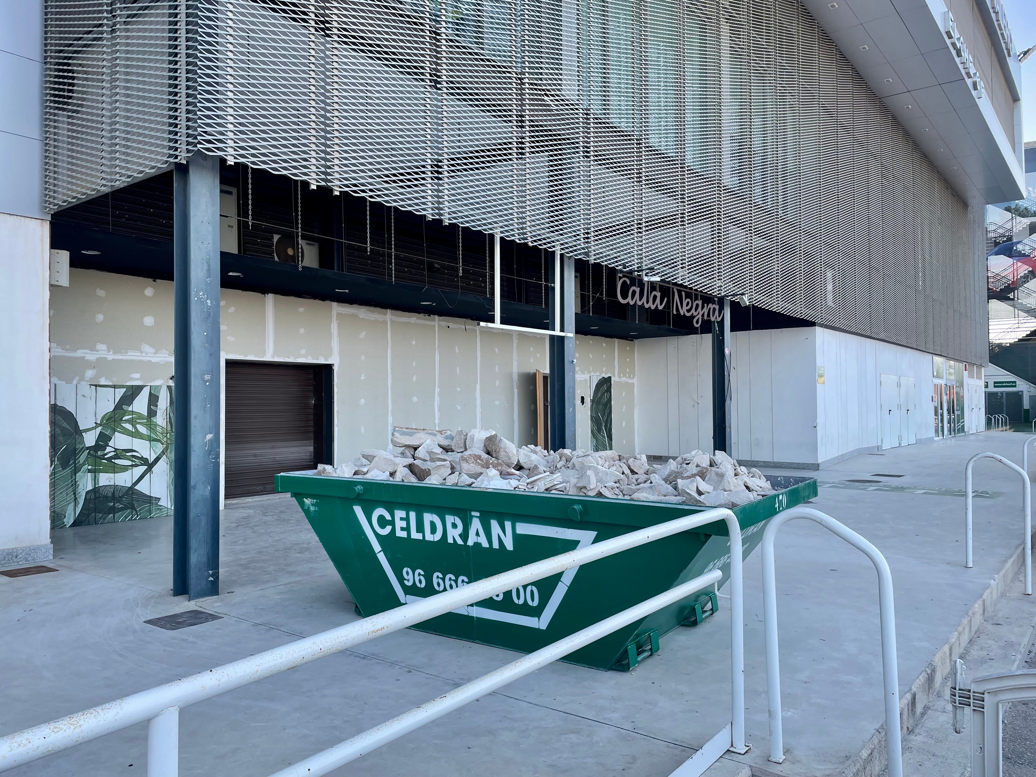 El Elche pone en marcha las obras de la nueva tienda oficial El Elche pone en marcha las obras de la nueva tienda oficial