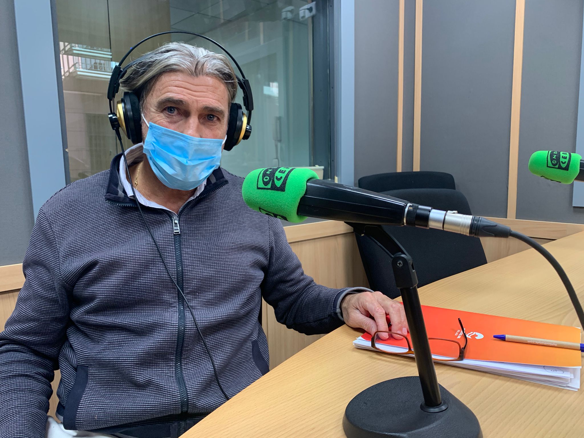 El Ayuntamiento asegura que dará solución al estacionamiento masivo de autocaravanas junto al Carpena "en quince días" El Ayuntamiento asegura que dará solución al estacionamiento masivo de autocaravanas junto al Carpena "en quince días"