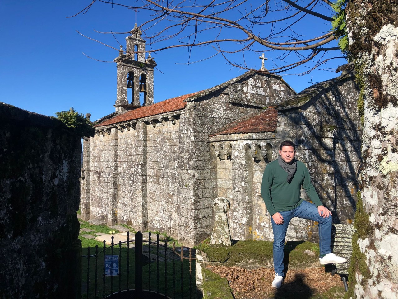 Unha ruta polo románico de Cerdedo-Cotobade Unha ruta polo románico de Cerdedo-Cotobade