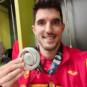 Miguel Sánchez-Migallón con la medalla de plata Miguel Sánchez-Migallón con la medalla de plata