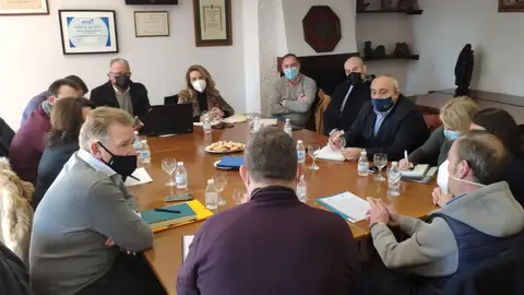 Encuentro con representantes del turismo riosellano Encuentro con representantes del turismo riosellano