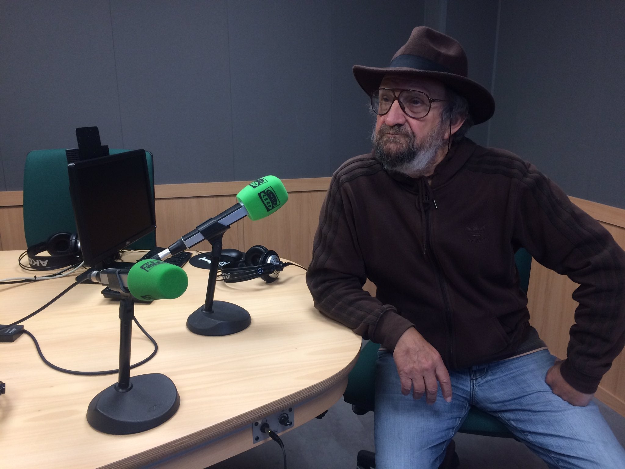 Tomeu Penya se lanza a la carretera con su gira 'Antologia' Tomeu Penya se lanza a la carretera con su gira 'Antologia'