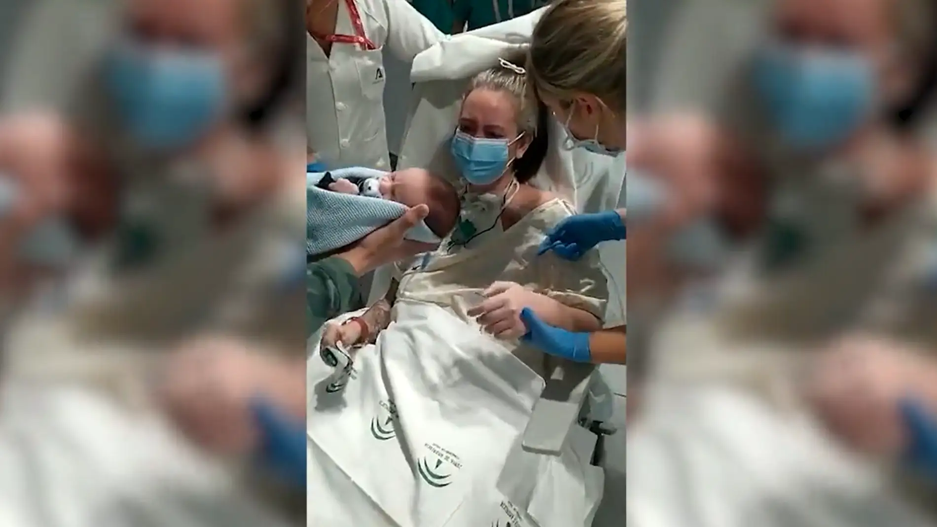 El emotivo primer encuentro entre una madre ingresada por covid y su bebé recién nacido