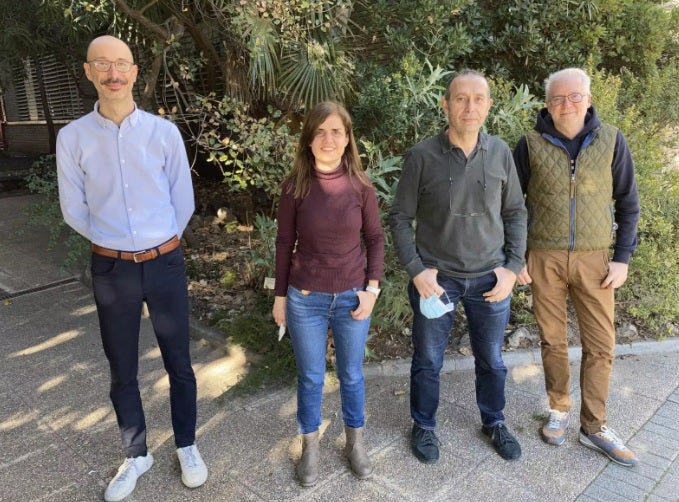 Un estudio de la UV demuestra que los colutorios podrían reducir la transmisión del covid Un estudio de la UV demuestra que los colutorios podrían reducir la transmisión del covid