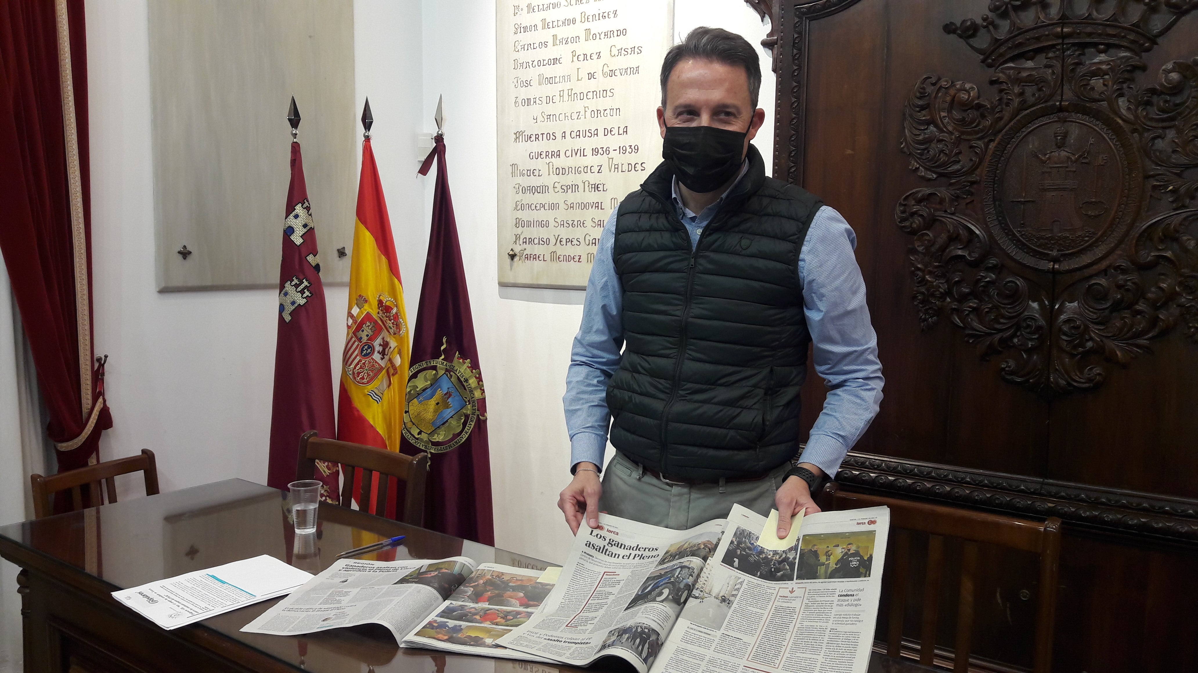 Fulgencio Gil dice que el primer partido en rechazar los altercados de ayer en Lorca fue el PP Fulgencio Gil dice que el primer partido en rechazar los altercados de ayer en Lorca fue el PP