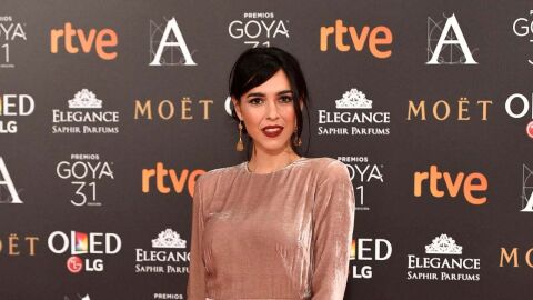 L'actriu Cristina Brondo publica un llibre de ioga per a fer en fam&iacute;lia