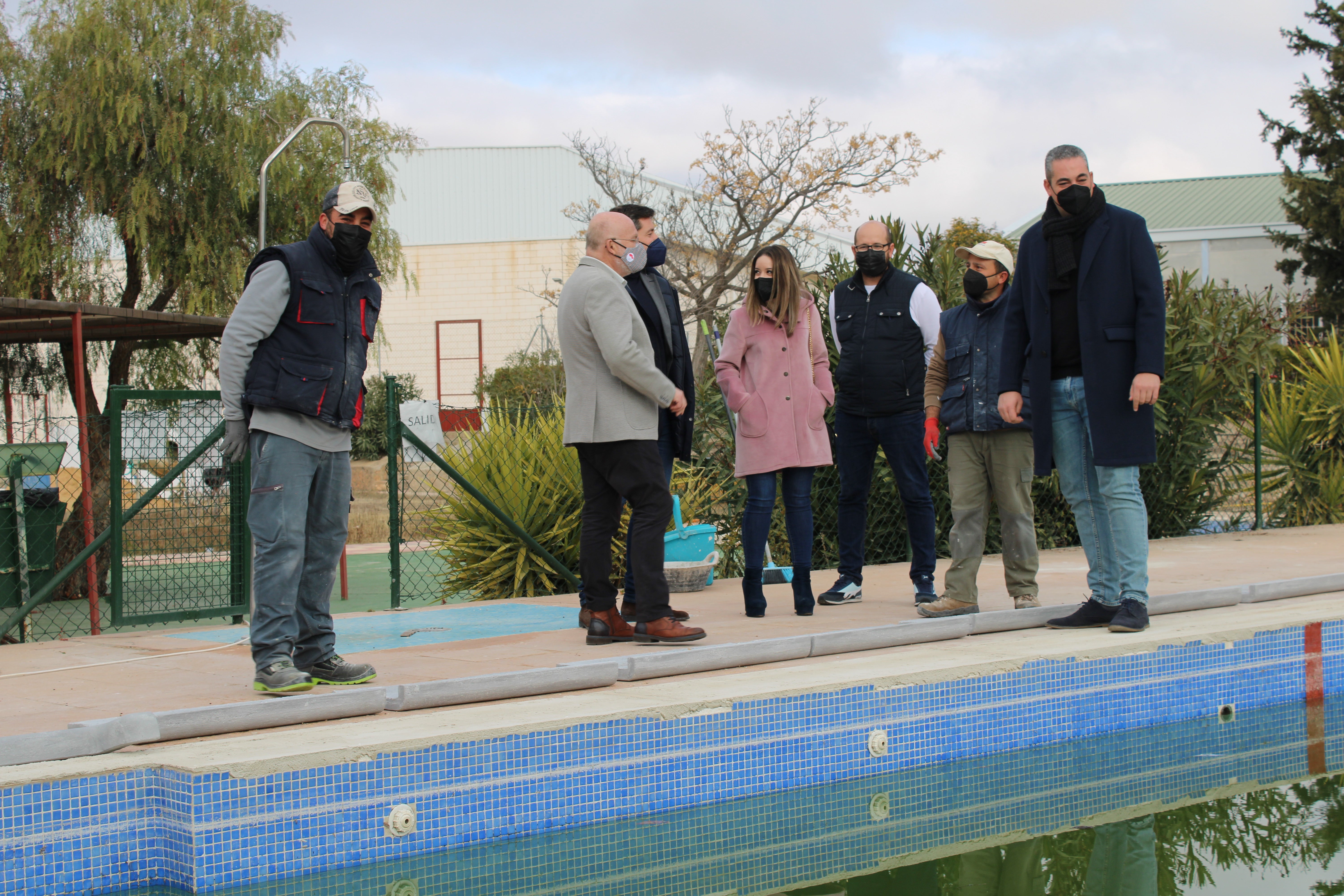 Cofinanciado el acondicionamiento y mejora de la zona exterior de la piscina municipal de Ontur Cofinanciado el acondicionamiento y mejora de la zona exterior de la piscina municipal de Ontur