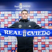Hugo Rama fue prsentado hoy como nuevo jugador del Real Oviedo