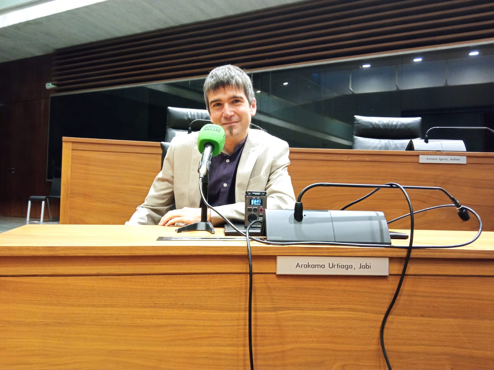 Jabi Arakama: “Soy un friki con los números: hago operaciones mentales con matrículas y números de teléfono” Jabi Arakama: “Soy un friki con los números: hago operaciones mentales con matrículas y números de teléfono”