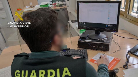 Detenido un joven por publicar anuncios de servicios sexuales de una menor sin su consentimiento