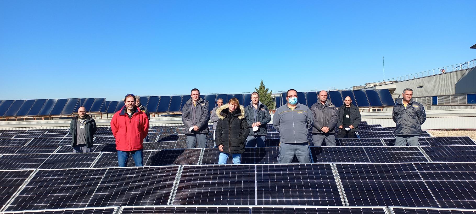 Mejoran la eficiencia energética del Hospital de Villarrobledo con la instalación de paneles fotovoltaicos Mejoran la eficiencia energética del Hospital de Villarrobledo con la instalación de paneles fotovoltaicos