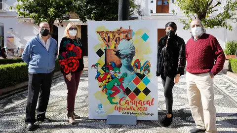 La coordinadora de Fiestas, Yolanda Marín, en la presentación del cartel y la programación del Carnaval. La coordinadora de Fiestas, Yolanda Marín, en la presentación del cartel y la programación del Carnaval.