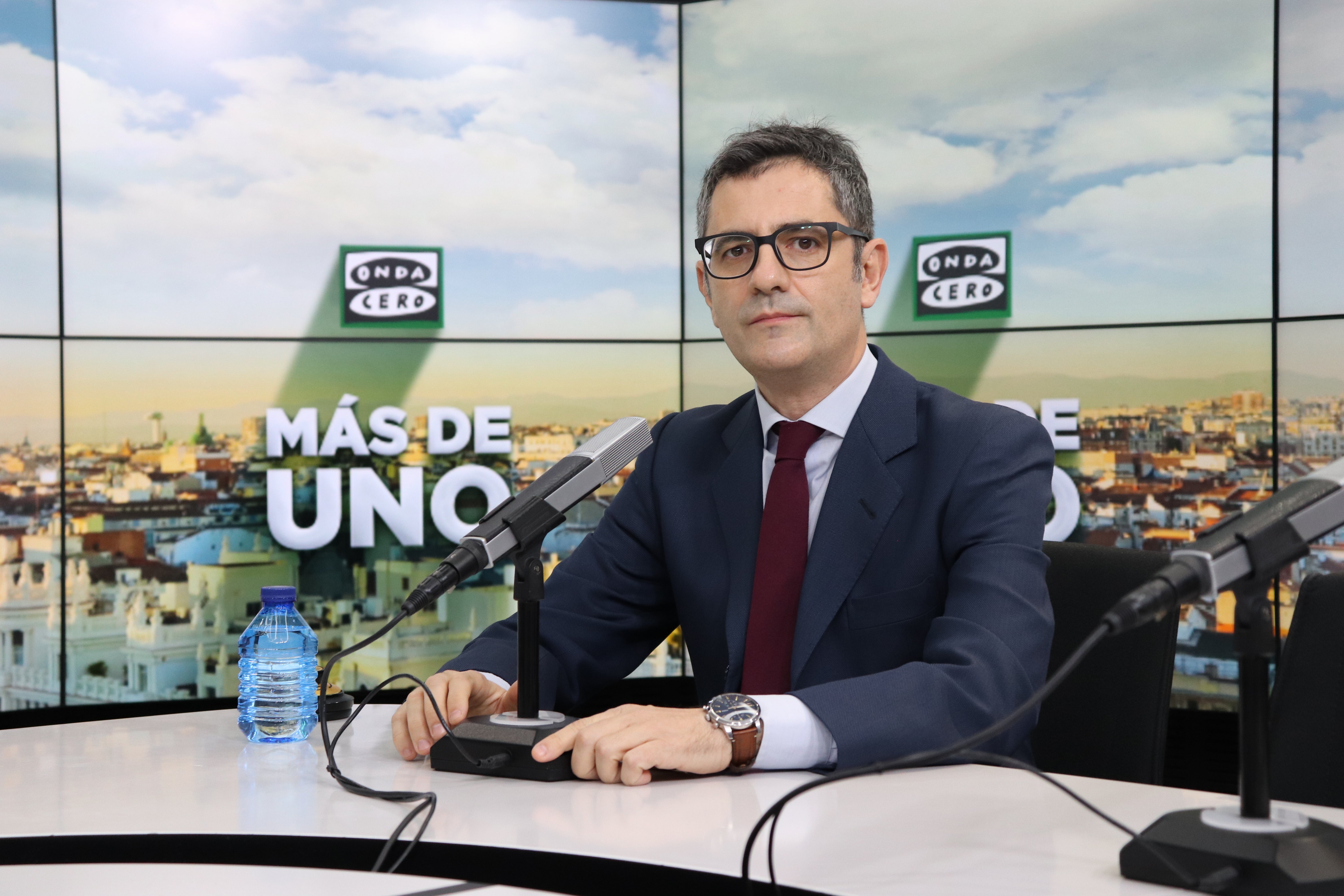 Félix Bolaños: "Si cada vez que alguien se equivoca hubiera que volver a votar, los diputados no harían otra cosa" Félix Bolaños: "Si cada vez que alguien se equivoca hubiera que volver a votar, los diputados no harían otra cosa"