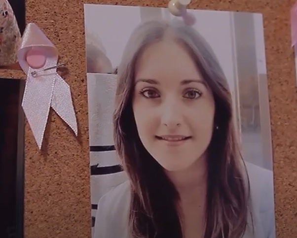 A Miriam Calero le diagnosticaron cáncer de mama a los 22 años: "Siempre piensas que no te va a pasar a ti" A Miriam Calero le diagnosticaron cáncer de mama a los 22 años: "Siempre piensas que no te va a pasar a ti"
