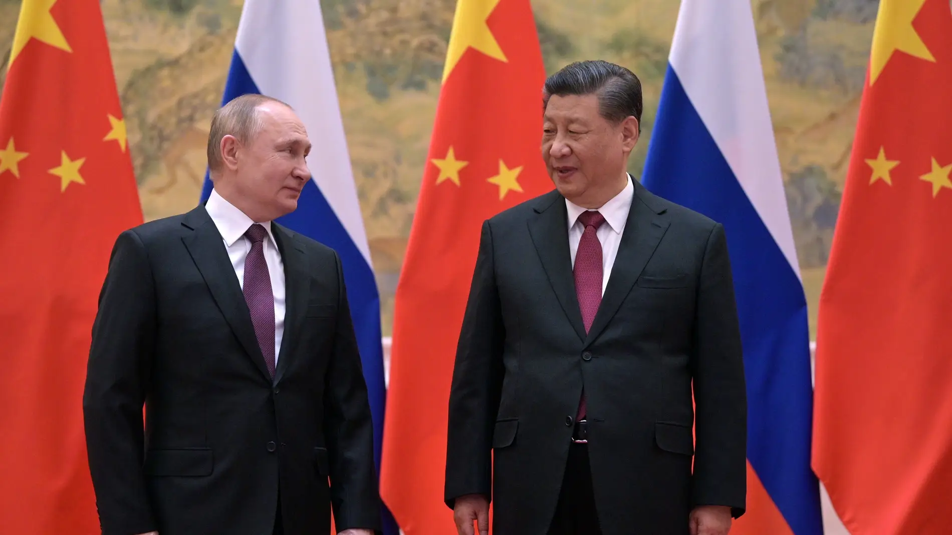 Rusia y China unen fuerzas y rechazan la expansión de la OTAN hacia el este de Europa