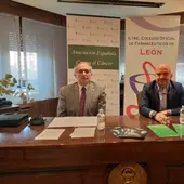 El presidente de la Asociación contra el Cáncer de León, Estanislao de Luis Calabuig y el presidente del Colegio de farmacéuticos de León, Javier Herradón, El presidente de la Asociación contra el Cáncer de León, Estanislao de Luis Calabuig y el presidente del Colegio de farmacéuticos de León, Javier Herradón,