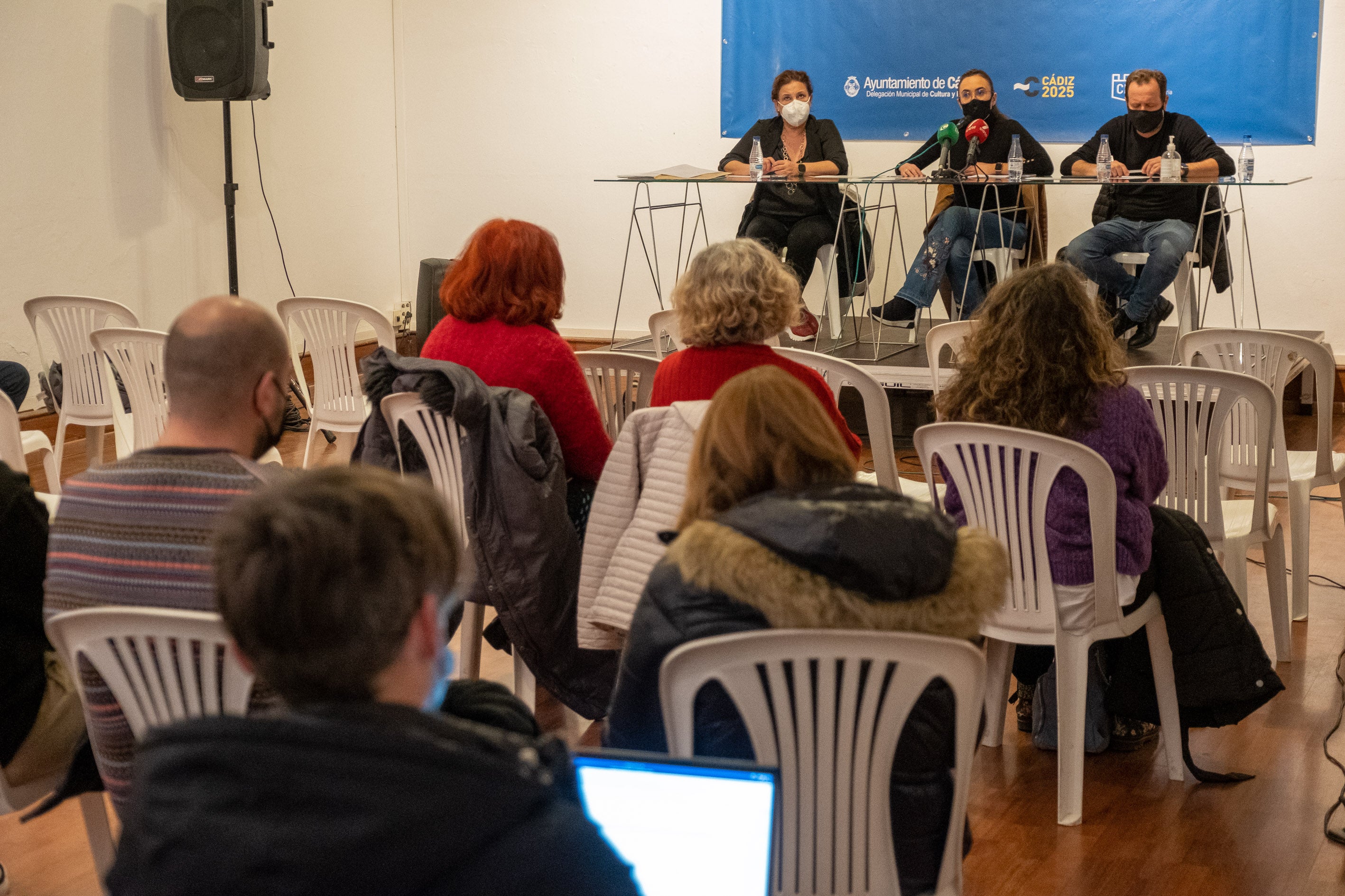 El Ayuntamiento de Cádiz "pondrá todo el dispositivo necesario" para que haya Carnaval en la calle en febrero El Ayuntamiento de Cádiz "pondrá todo el dispositivo necesario" para que haya Carnaval en la calle en febrero