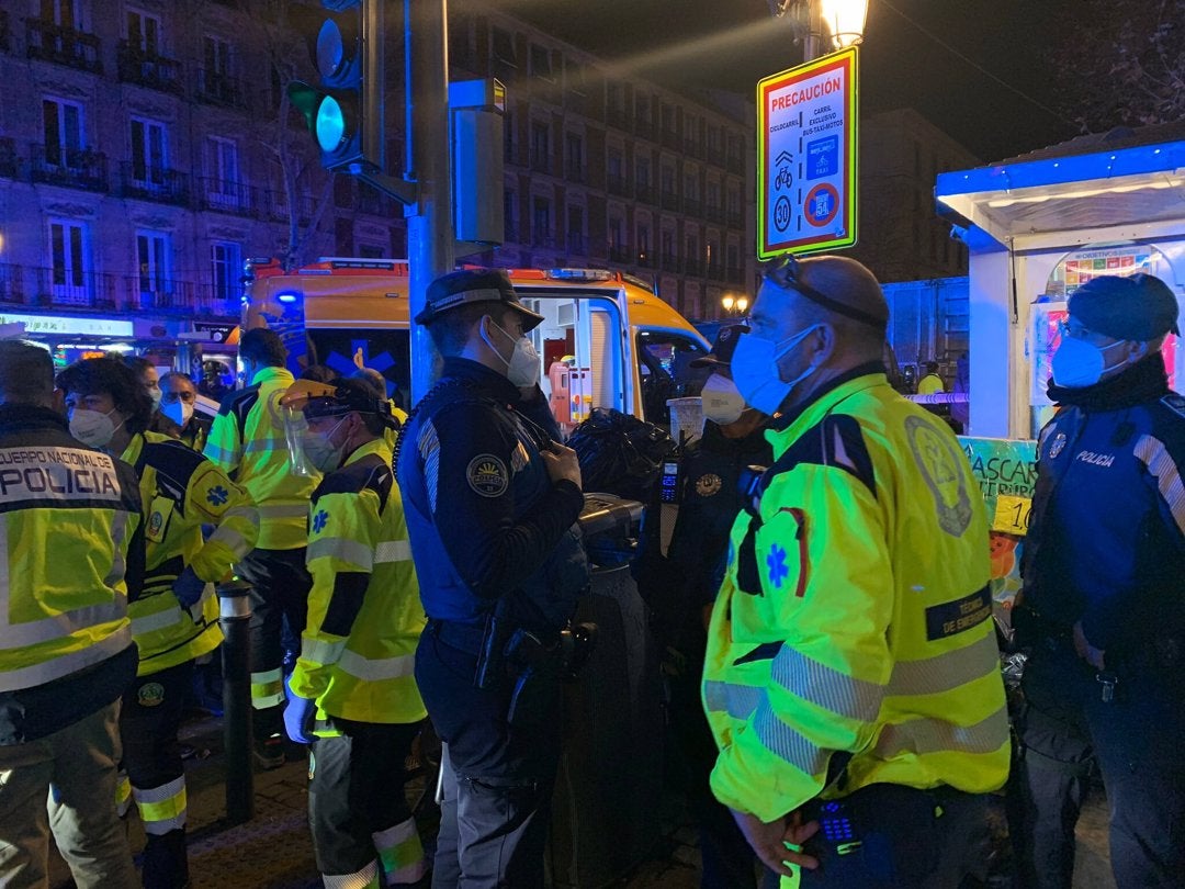Noche trágica en Madrid: mueren apuñalados dos jóvenes, uno menor de edad, y otro resulta herido en varias peleas Noche trágica en Madrid: mueren apuñalados dos jóvenes, uno menor de edad, y otro resulta herido en varias peleas