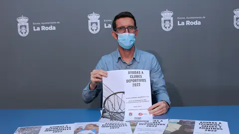 El concejal de Deportes en el Ayuntamiento de La Roda, Javier Escribano El concejal de Deportes en el Ayuntamiento de La Roda, Javier Escribano