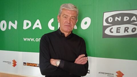 V&iacute;ctor Santos