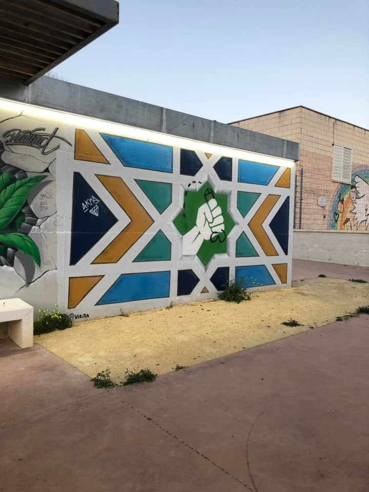 El Ayuntamiento de Puerto Real denuncia actos vandálicos contra los murales de la plaza Manuel José García Caparrós El Ayuntamiento de Puerto Real denuncia actos vandálicos contra los murales de la plaza Manuel José García Caparrós