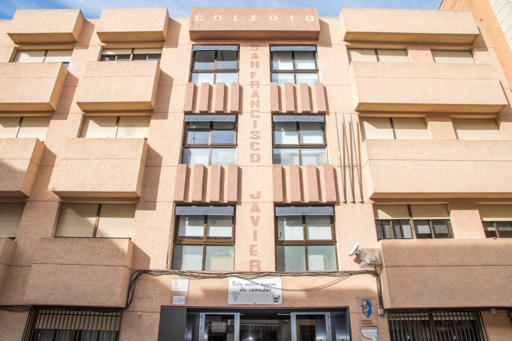 Colegio San Francisco Javier "Un proyecto educativo de calidad y prestigio" Colegio San Francisco Javier "Un proyecto educativo de calidad y prestigio"