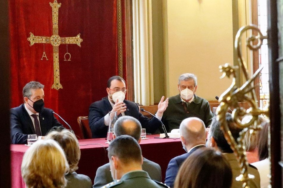 Barbón: El informe no responde al modelo de la FSA Barbón: El informe no responde al modelo de la FSA