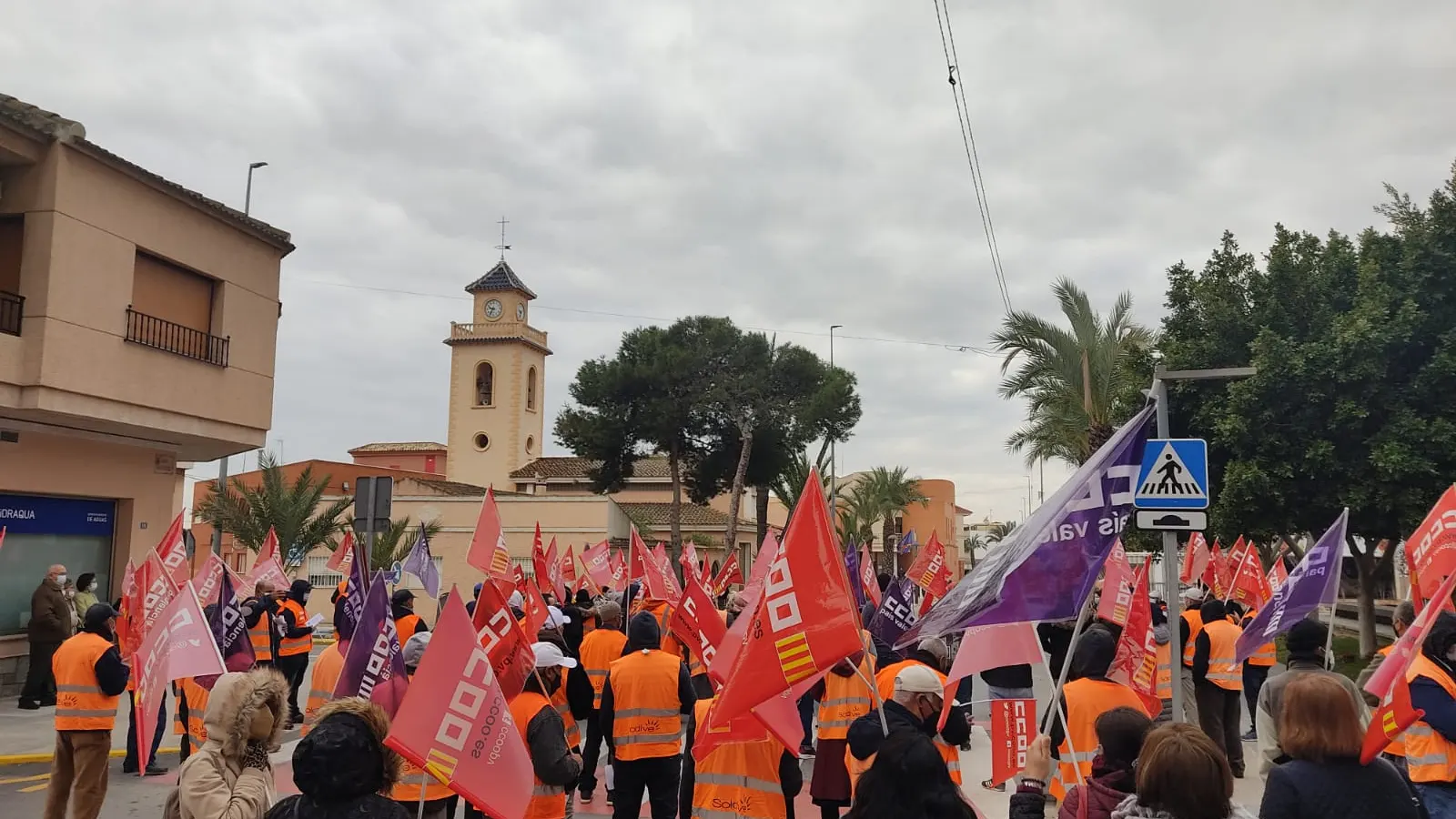 Los trabajadores de Soldive vuelven a manifestarse en defensa de sus puestos de trabajo SEGUNDO DÍA DE HUELGA