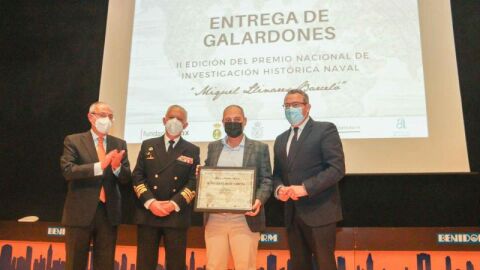 Entrega del II Premio 'Miquel Llinares Barcel&oacute;' convocados por la Fundaci&oacute;n Frax. 