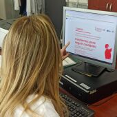 El Hospital de Torrevieja pone en marcha un programa de apoyo emocional y formación para el autocuidado de sus profesionales 