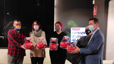 Grupo MiColchón se suma al Día de la salud sexual Reparte 5.000 preservativos en una campaña de concienciación