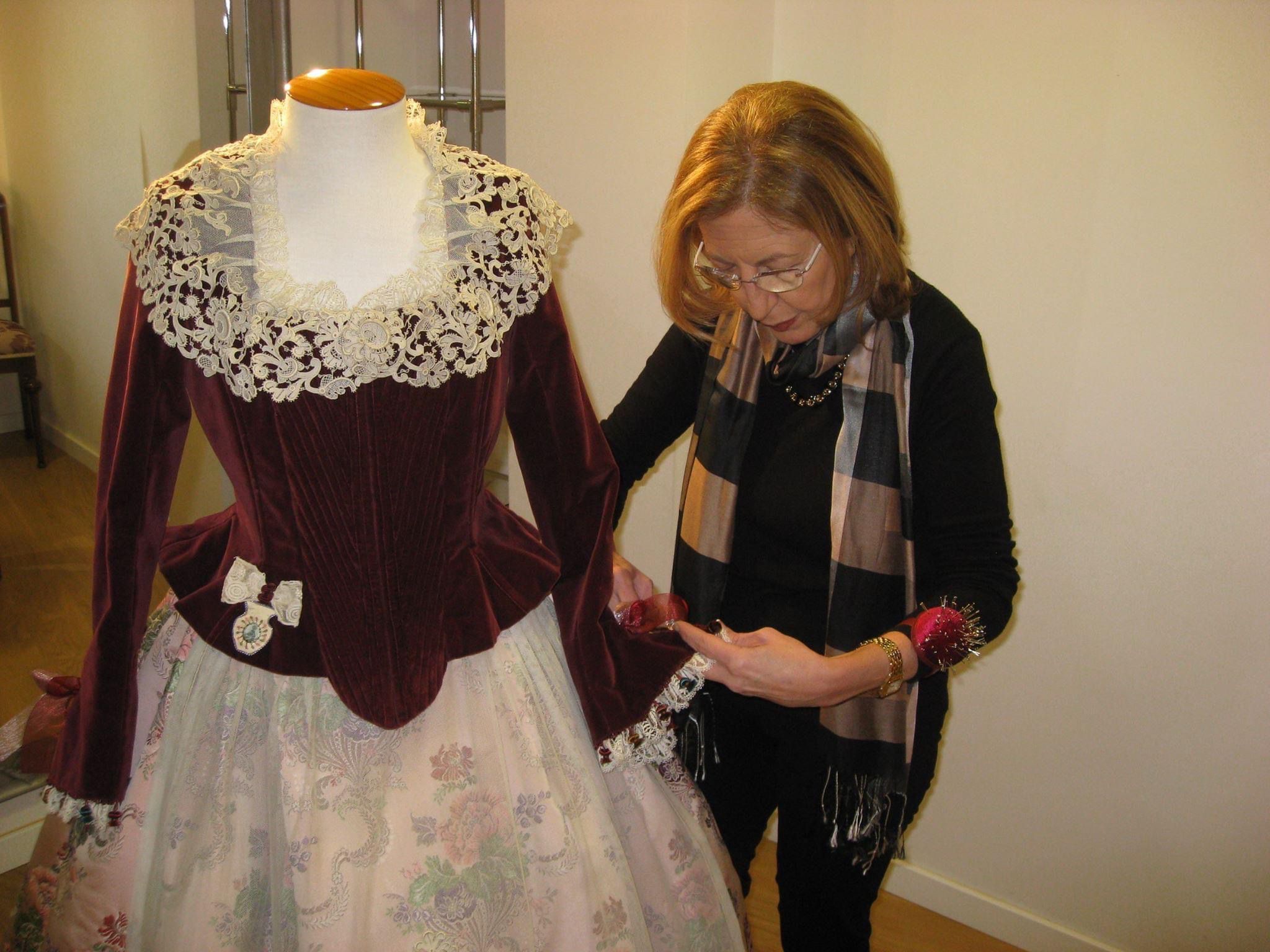 La indumentaria tradicional de Castellón recupera la ilusión La indumentaria tradicional de Castellón recupera la ilusión