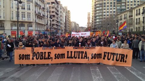 Una de las manifestaciones que, años después, han seguido rememorando la Primavera Valenciana