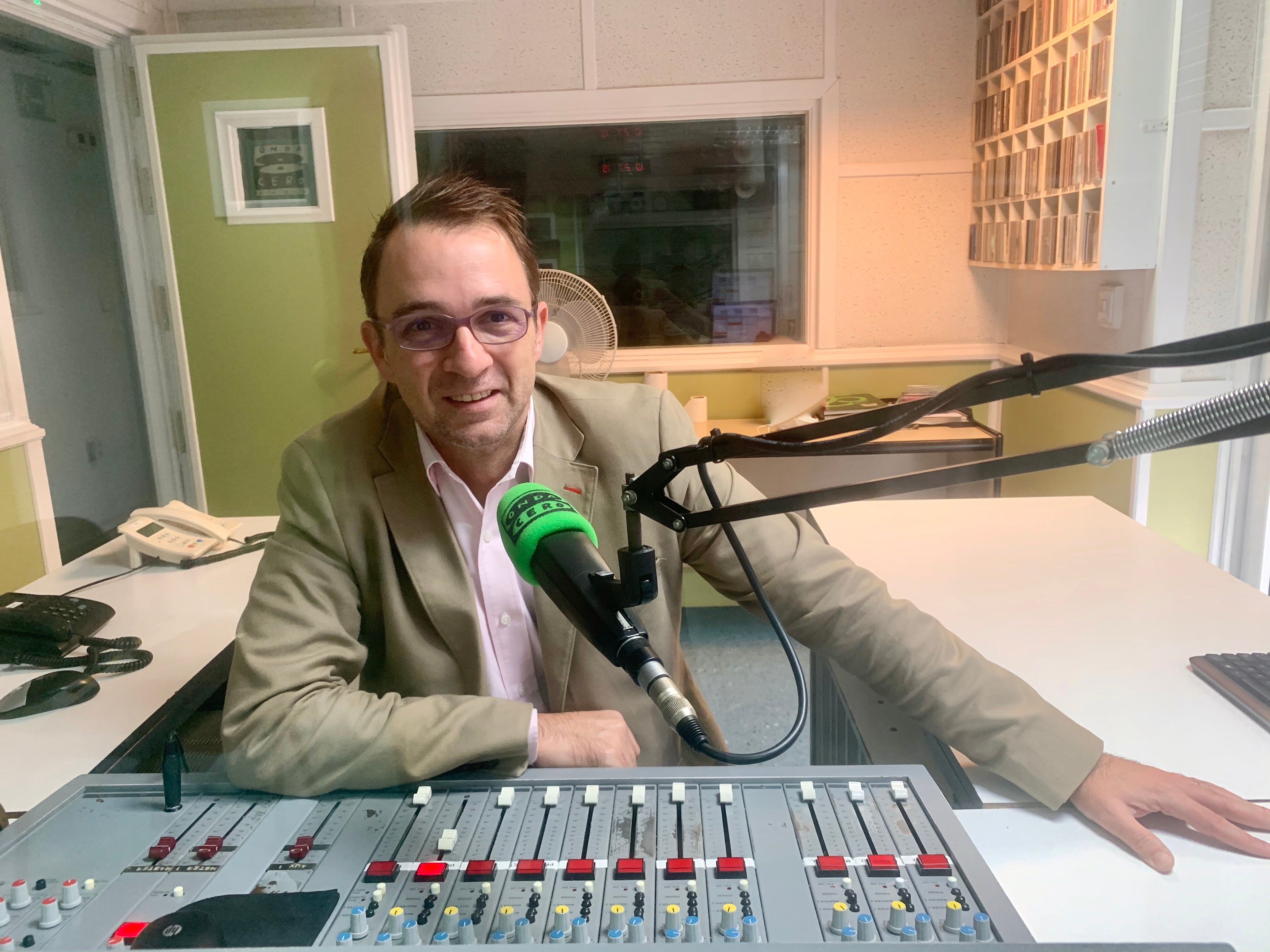 NO PARECE TAN DIFÍCIL. Mayo marceando y junio abrileando NO PARECE TAN DIFÍCIL. Mayo marceando y junio abrileando