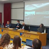 La radio local de Castelló celebra el Día Mundial de la Radio con los estudiantes de comunicación de la UJI 
