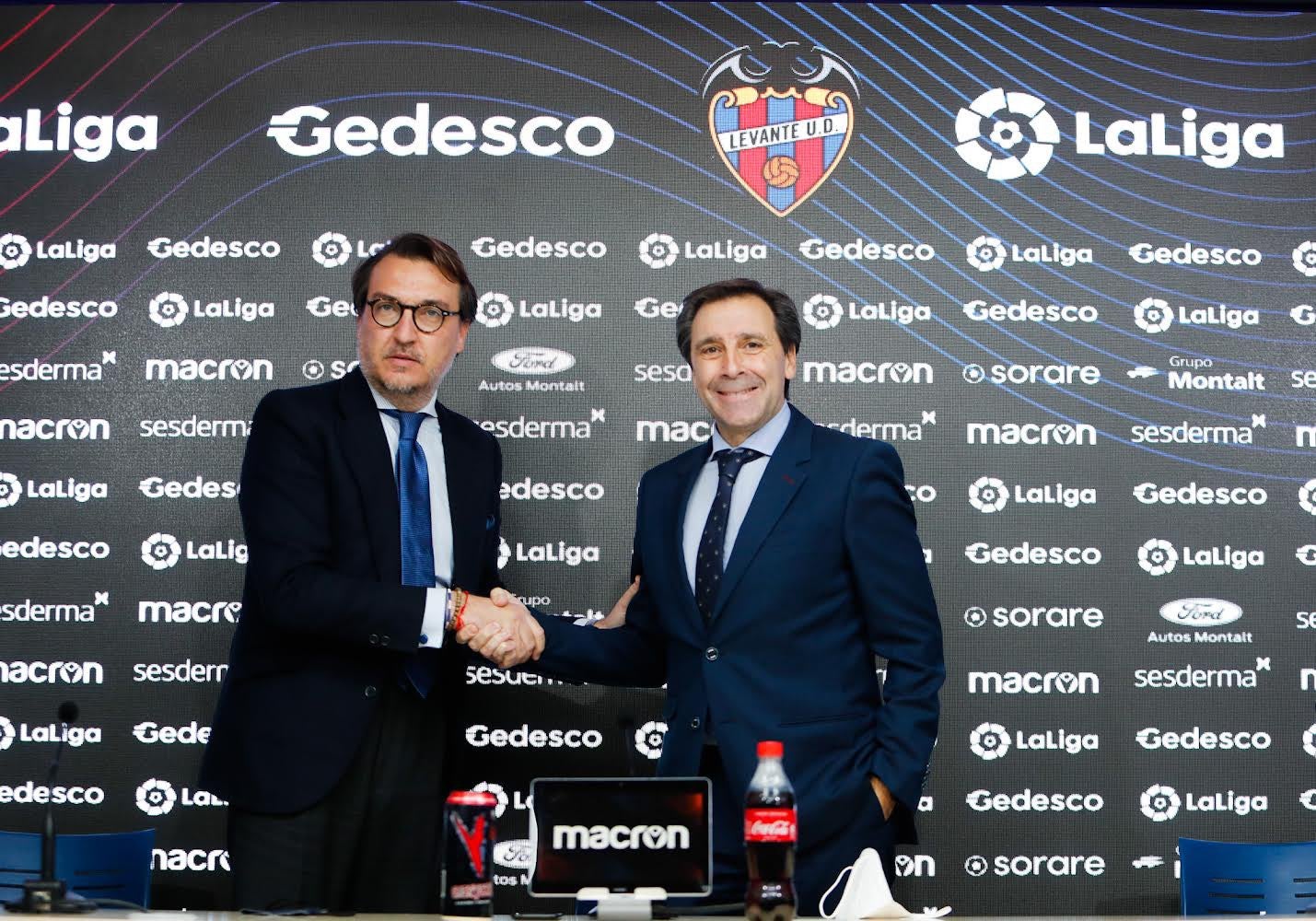 Felipe Miñambres: "¿Lisci? Uno al final es víctima o valedor de sus resultados" Felipe Miñambres: "¿Lisci? Uno al final es víctima o valedor de sus resultados"