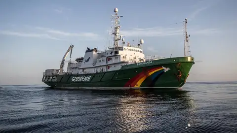 "Esperanza" barco de Greenpece "Esperanza" barco de Greenpece