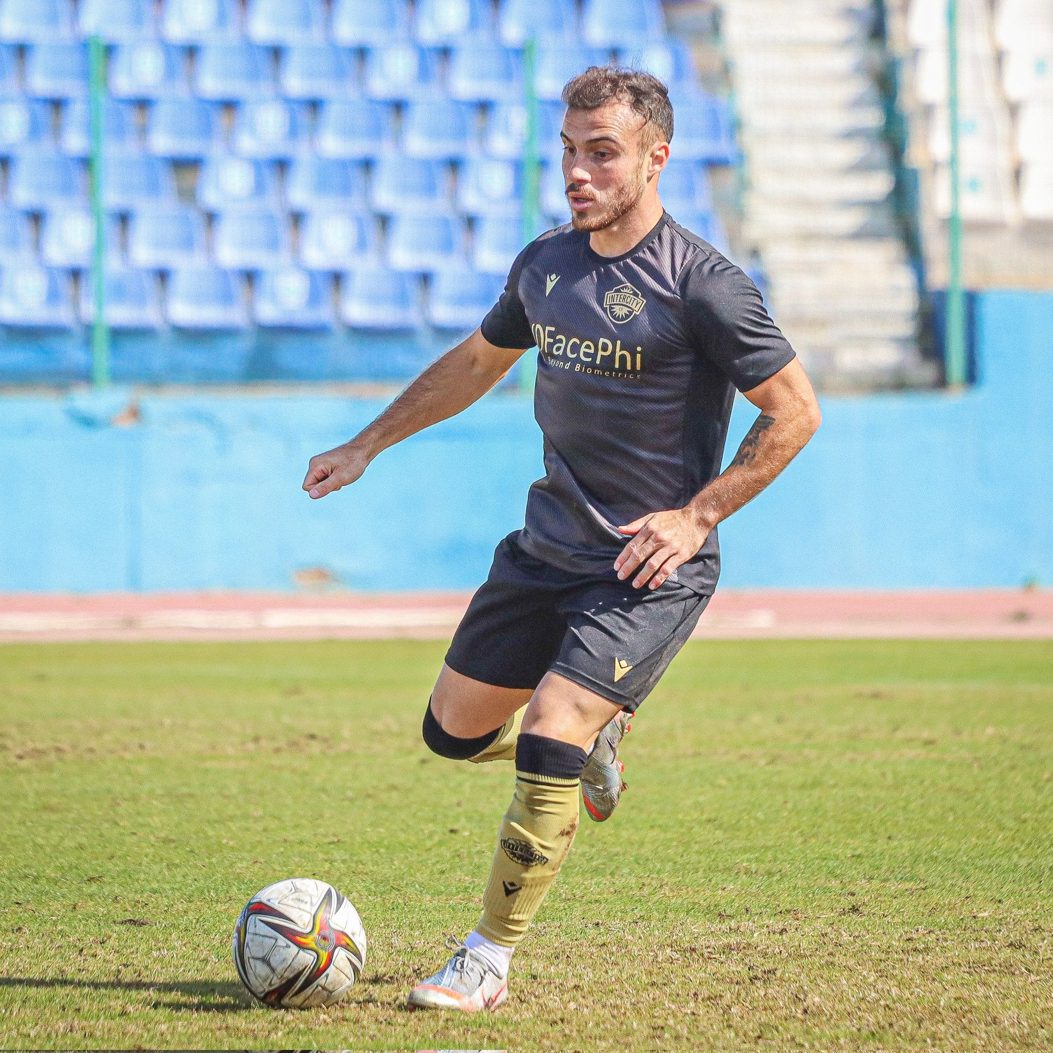 Maxi: "Tenía ganas de dar el salto a España y el Intercity aspira a grandes cosas" Maxi: "Tenía ganas de dar el salto a España y el Intercity aspira a grandes cosas"