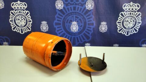 Bombona de butano que usaban los detenidos en Elche para transportar la droga. Bombona de butano que usaban los detenidos en Elche para transportar la droga.