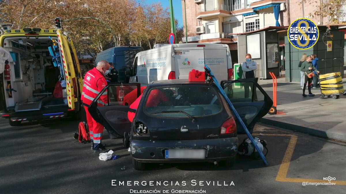 Herido de gravedad al chocar con dos furgonetas en Gran Plaza Herido de gravedad al chocar con dos furgonetas en Gran Plaza