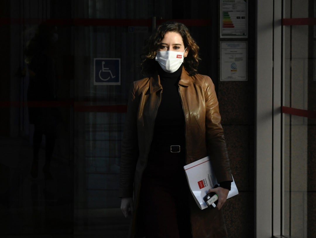 Tertulia: ¿Qué daño está dispuesto a hacerse el PP a sí mismo tras el supuesto espionaje a Ayuso? Tertulia: ¿Qué daño está dispuesto a hacerse el PP a sí mismo tras el supuesto espionaje a Ayuso?