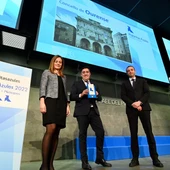 O Concello de Ourense recolle un premio a nivel nacional, a “Pajarita Azul” O Concello de Ourense recolle un premio a nivel nacional, a “Pajarita Azul”