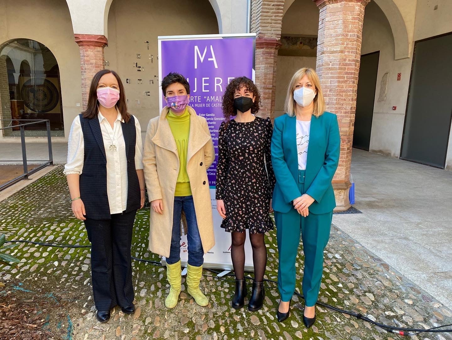 Dos alcazareñas en los VIII Premios y Muestra Mujeres en el Arte “Amalia Avia” Dos alcazareñas en los VIII Premios y Muestra Mujeres en el Arte “Amalia Avia”