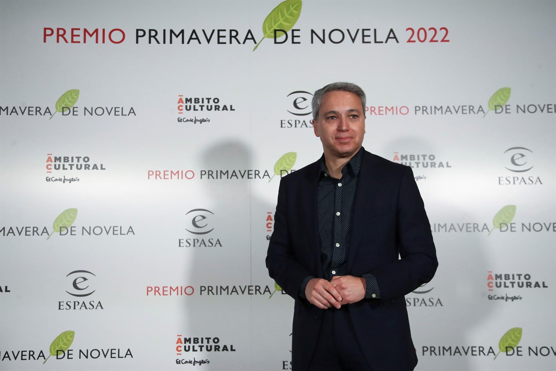 El periodista Vicente Vallés, Premio Primavera de Novela con 'Operación Kazán' El periodista Vicente Vallés, Premio Primavera de Novela con 'Operación Kazán'