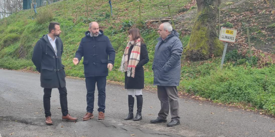 El PP urge actuar ya en la carretera entre Collía y Torre, en Ribadesella, ante su pésimo estado El PP urge actuar ya en la carretera entre Collía y Torre, en Ribadesella, ante su pésimo estado