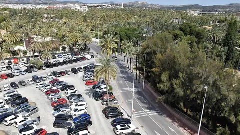 Zona de la avenida de Candalix de Elche que va a ser transformada en zona verde. Zona de la avenida de Candalix de Elche que va a ser transformada en zona verde.