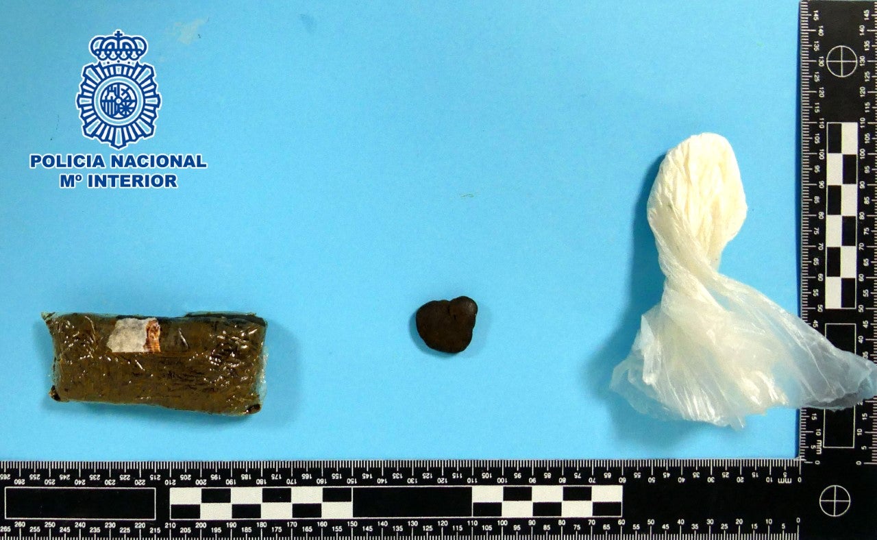 Detenida una joven por tráfico de drogas en un parque de Huesca Detenida una joven por tráfico de drogas en un parque de Huesca